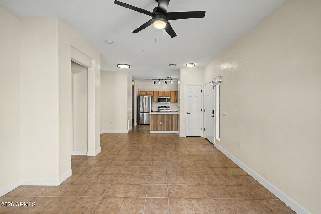 Image 8 of property listing at 525 N MILLER Road 128, Scottsdale, AZ 85257