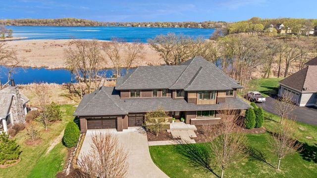 3776 Woodland Cove Parkway, Excelsior, MN 55331