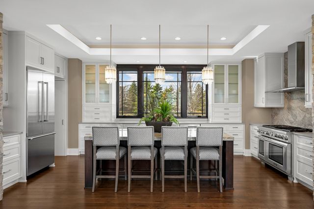 3776 Woodland Cove Parkway, Excelsior, MN 55331