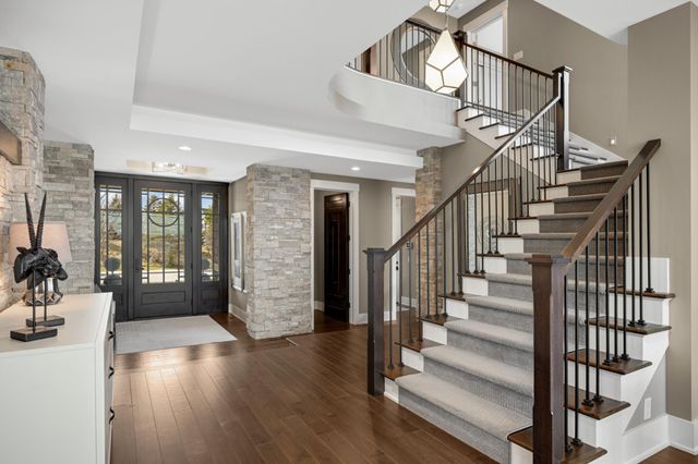 3776 Woodland Cove Parkway, Excelsior, MN 55331