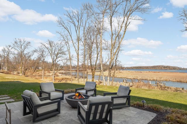 3776 Woodland Cove Parkway, Excelsior, MN 55331