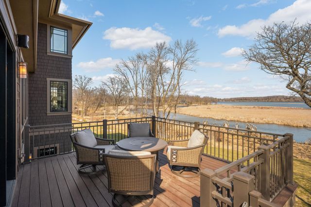 3776 Woodland Cove Parkway, Excelsior, MN 55331