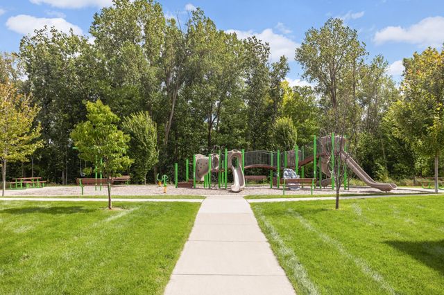 3776 Woodland Cove Parkway, Excelsior, MN 55331