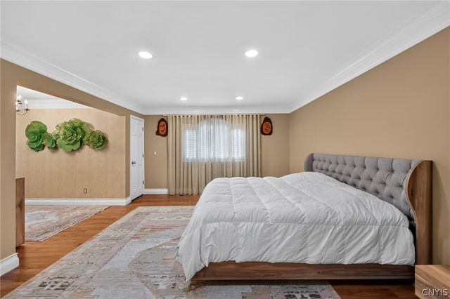 7100 Braxton Cir, Dewitt, NY 13066