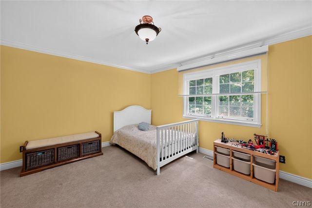 7100 Braxton Cir, Dewitt, NY 13066