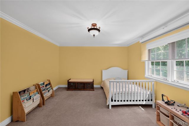 7100 Braxton Cir, Dewitt, NY 13066