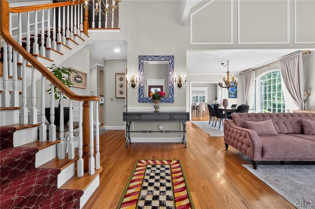 7100 Braxton Cir, Dewitt, NY 13066