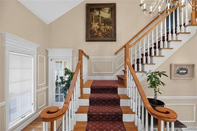 7100 Braxton Cir, Dewitt, NY 13066