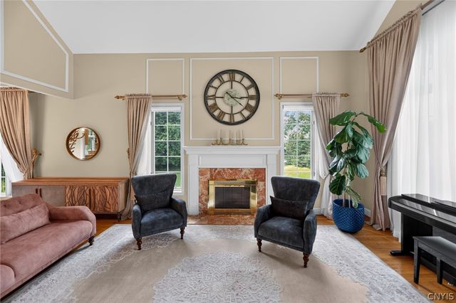7100 Braxton Cir, Dewitt, NY 13066