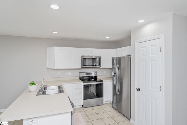 106 Felix Court, Easley, SC 29640