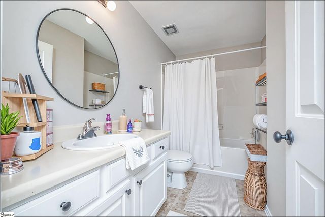 106 Felix Court, Easley, SC 29640