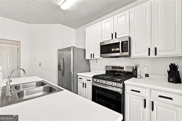 181 Oak Green Drive NW, Lawrenceville, GA 30044
