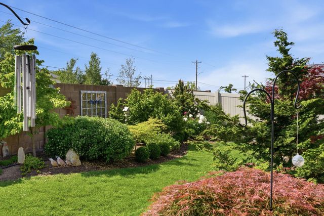 7010 S Harlow Rd, Cheney, WA 99004