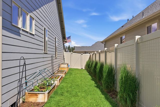 7010 S Harlow Rd, Cheney, WA 99004