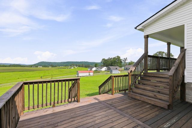 1719 Purvin Lollar Rd, Sparta, TN 38583