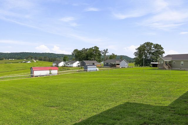 1719 Purvin Lollar Rd, Sparta, TN 38583