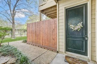 2100 Tanglewilde 697, Houston, TX 77063