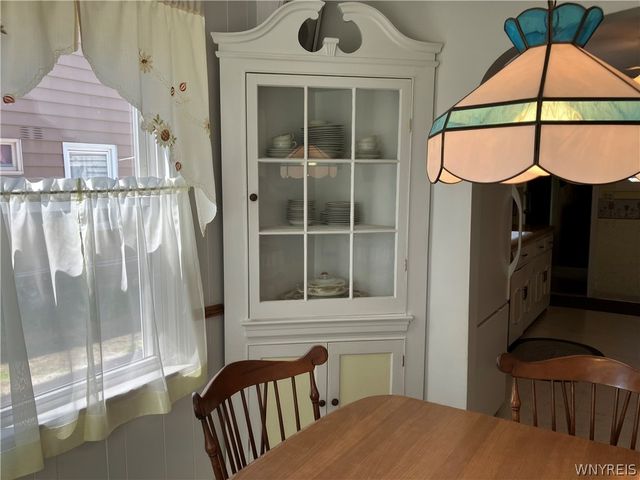 14 Hemenway Road, Cheektowaga, NY 14225