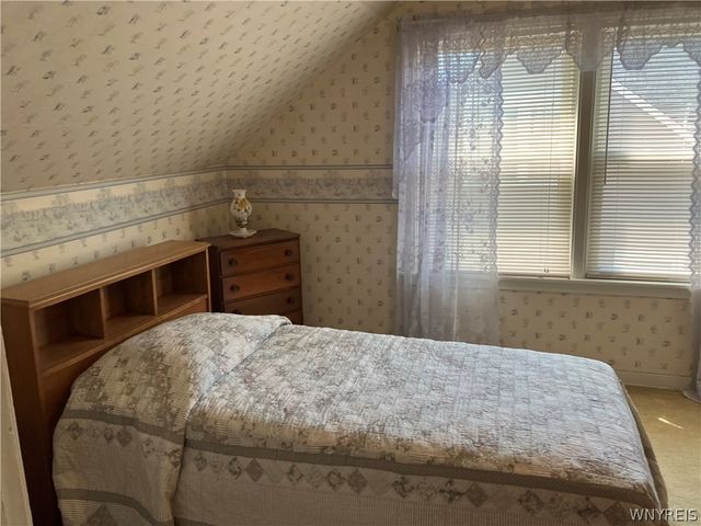 14 Hemenway Road, Cheektowaga, NY 14225