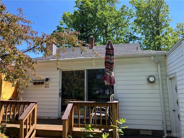 14 Hemenway Road, Cheektowaga, NY 14225