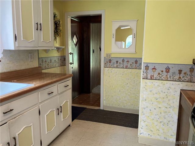 14 Hemenway Road, Cheektowaga, NY 14225