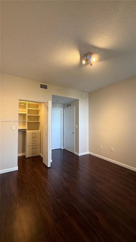 600 NE 27th St 802, Miami, FL 33137