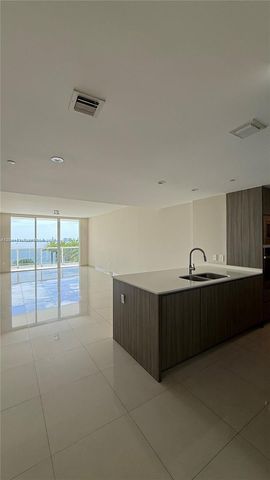 600 NE 27th St 802, Miami, FL 33137