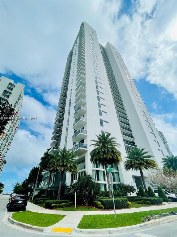 600 NE 27th St 802, Miami, FL 33137