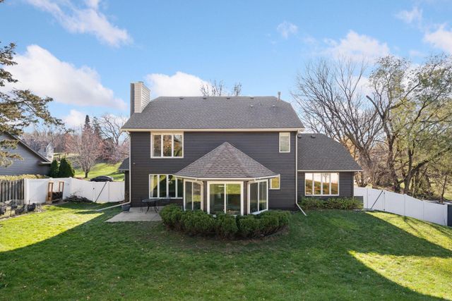 12634 Hilloway Road W, Minnetonka, MN 55305