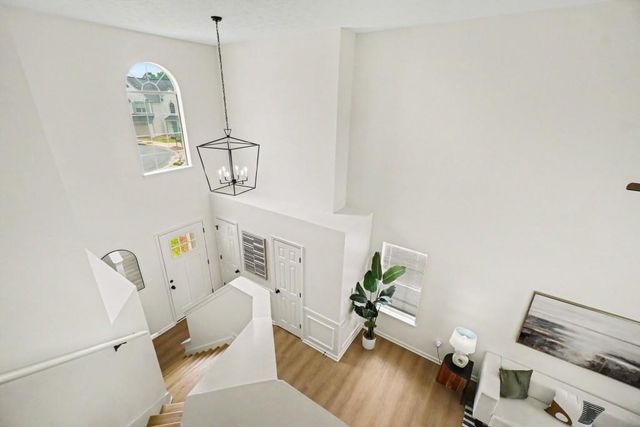 120 Ashton Court, Roswell, GA 30076