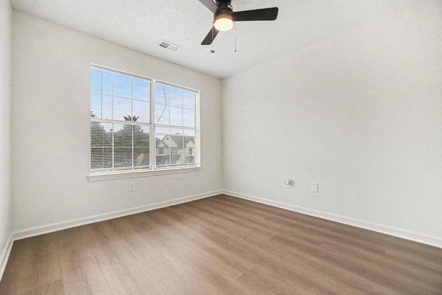 120 Ashton Court, Roswell, GA 30076