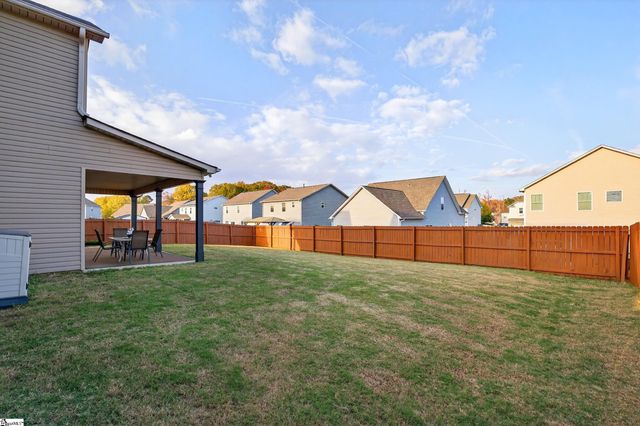 10 Dunsborough Drive, Simpsonville, SC 29680