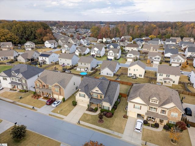 10 Dunsborough Drive, Simpsonville, SC 29680