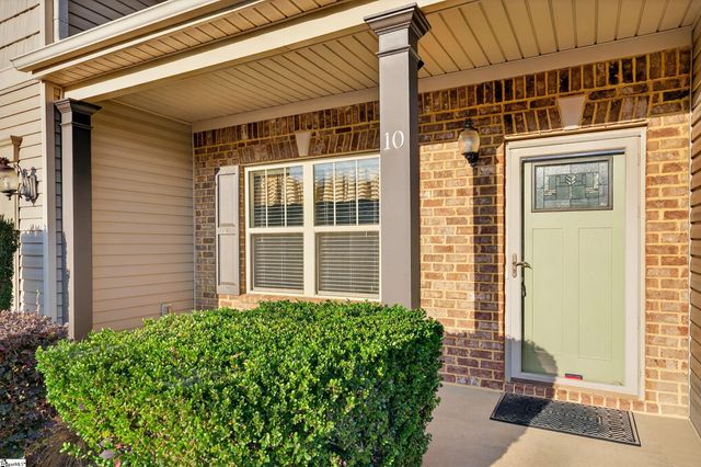 10 Dunsborough Drive, Simpsonville, SC 29680