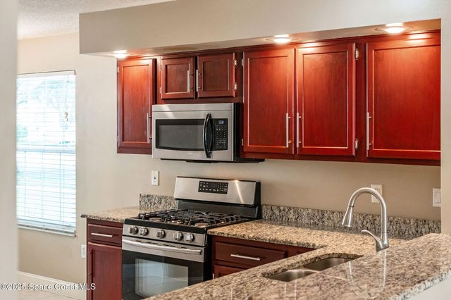 1792 Nicklaus Drive, Melbourne, FL 32935