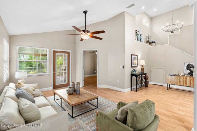 1792 Nicklaus Drive, Melbourne, FL 32935