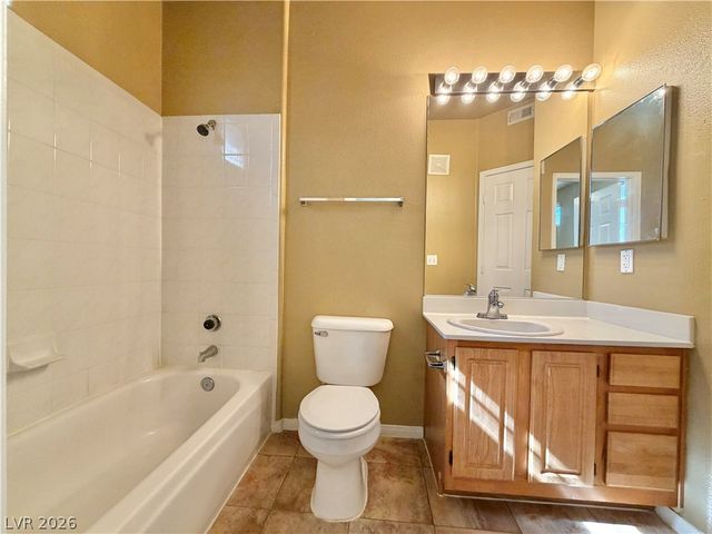 8555 West Russell Road 2021, Las Vegas, NV 89113