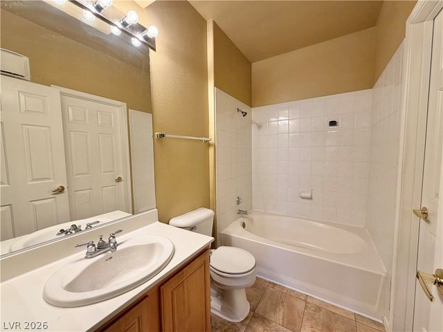 8555 West Russell Road 2021, Las Vegas, NV 89113