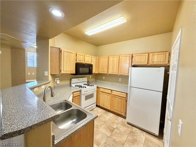 8555 West Russell Road 2021, Las Vegas, NV 89113