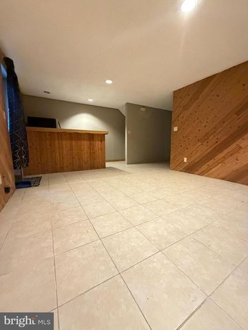 4621 LANGSTON DR, Bowie, MD 20715