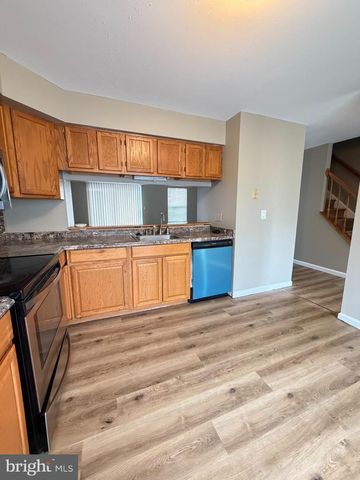 4621 LANGSTON DR, Bowie, MD 20715