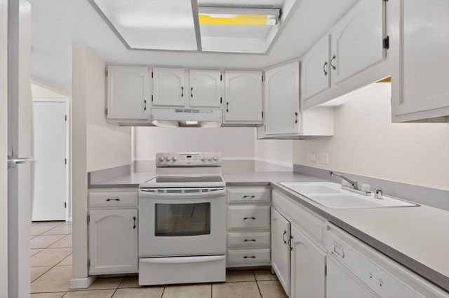 7557 Prairie Road NE, Albuquerque, NM 87109