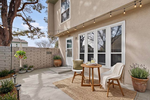 7557 Prairie Road NE, Albuquerque, NM 87109