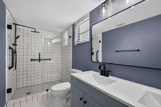 6795 Huntington Lane 201, Delray Beach, FL 33446