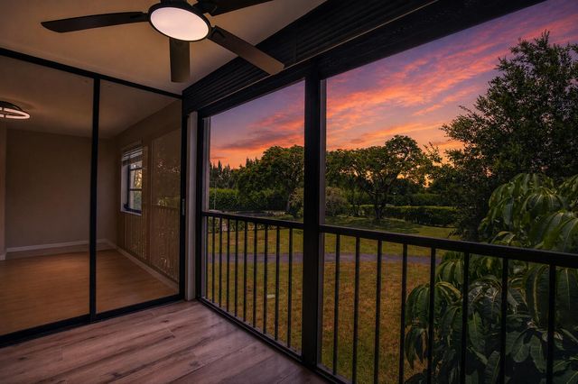 6795 Huntington Lane 201, Delray Beach, FL 33446