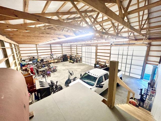 2260 Oakdale Rd, Camden, TN 38320