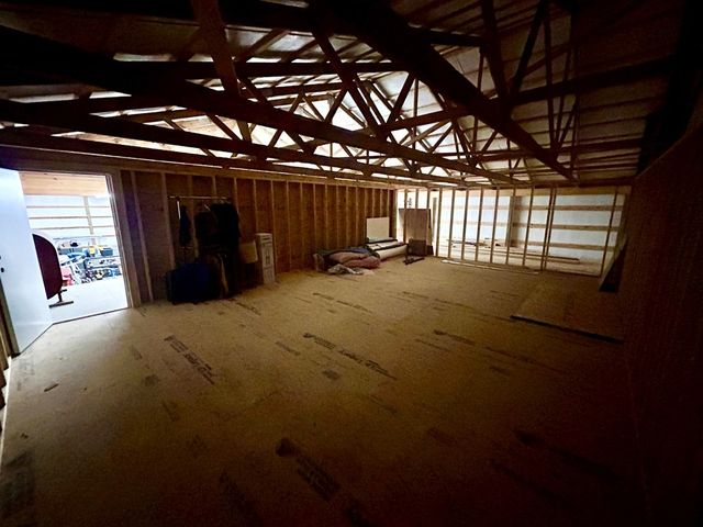 2260 Oakdale Rd, Camden, TN 38320