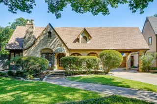 2001 Warner Road, Fort Worth, TX 76110