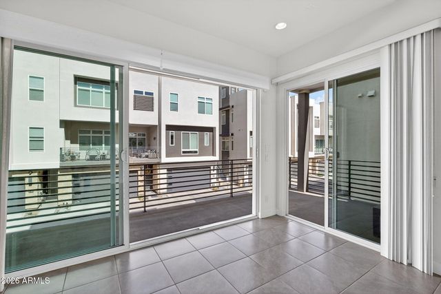 6850 E MCDOWELL Road 14, Scottsdale, AZ 85257