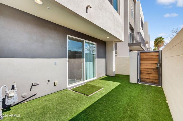 6850 E MCDOWELL Road 14, Scottsdale, AZ 85257